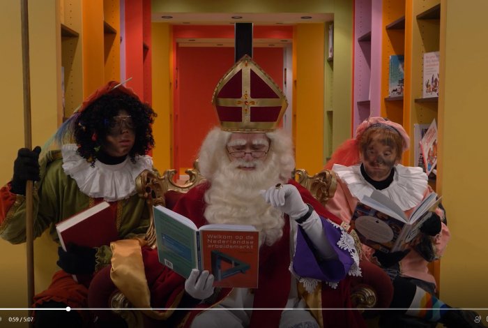 Sinterklaas leest voor 2023